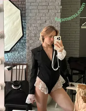  nude photo #0005