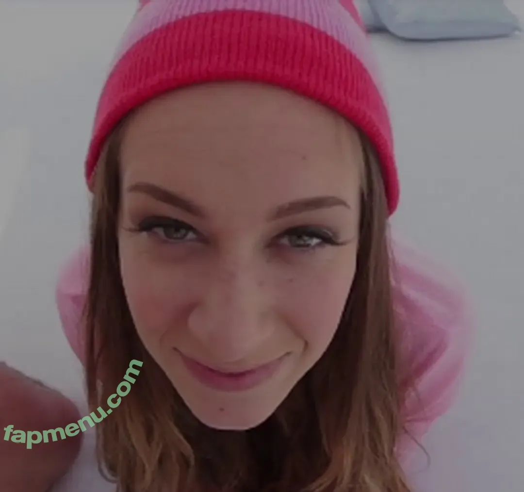 Cassidy Klein nude photo #0433 (aroundtheworld_girl / cassidyxklein)