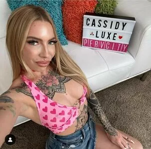 Cassidy Luxe / Tattoed anal slut / itscassidyluxe nude photo #0003