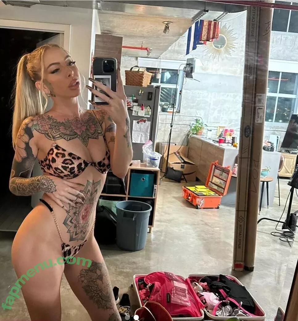 Cassidy Luxe nude photo #0005 (Tattoed anal slut / itscassidyluxe)