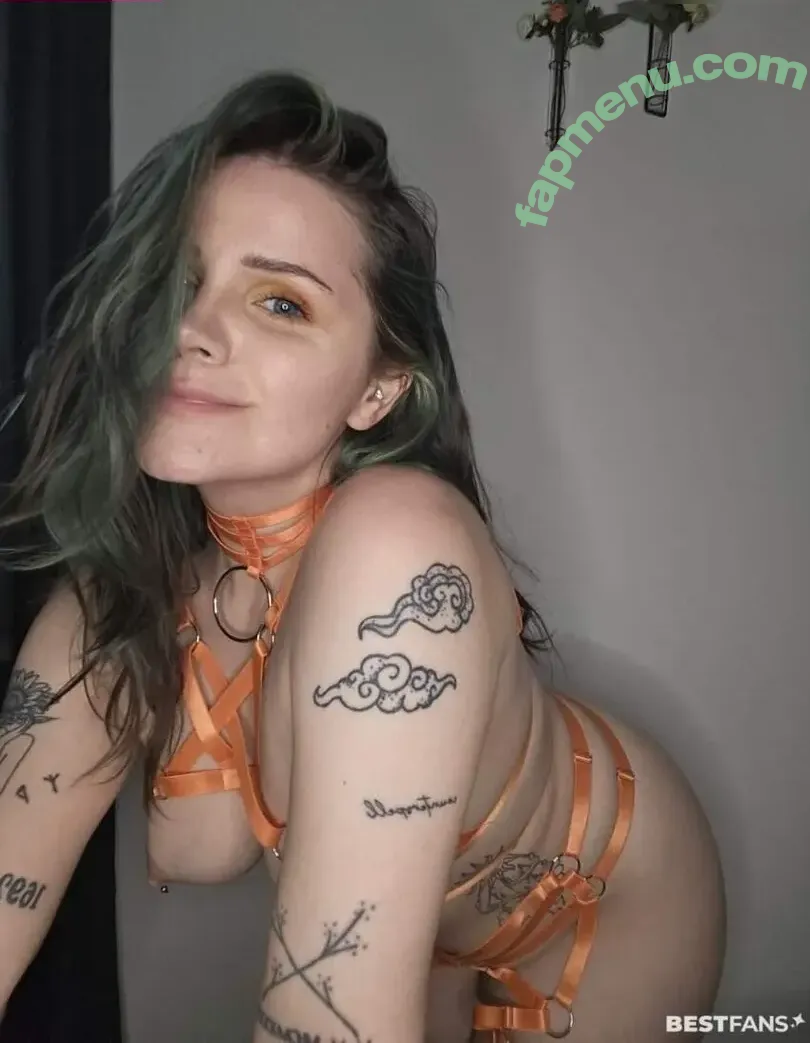 Cassie.Batty nude photo #0121 (LadyMariaNapier)