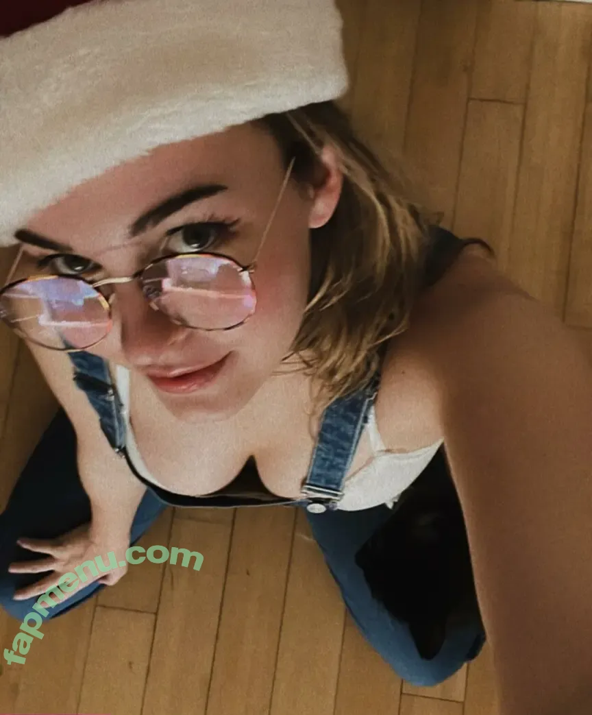 Cassie Claire nude photo #0005 (cassieclaire00)