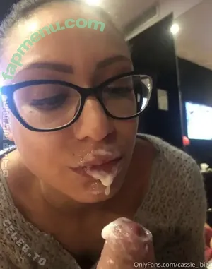 Cassie Del Isla / Cassie_Ibiza / cassie.delisla.9 / cassiedelisla / cassiedelisla2.0 nude photo #0909