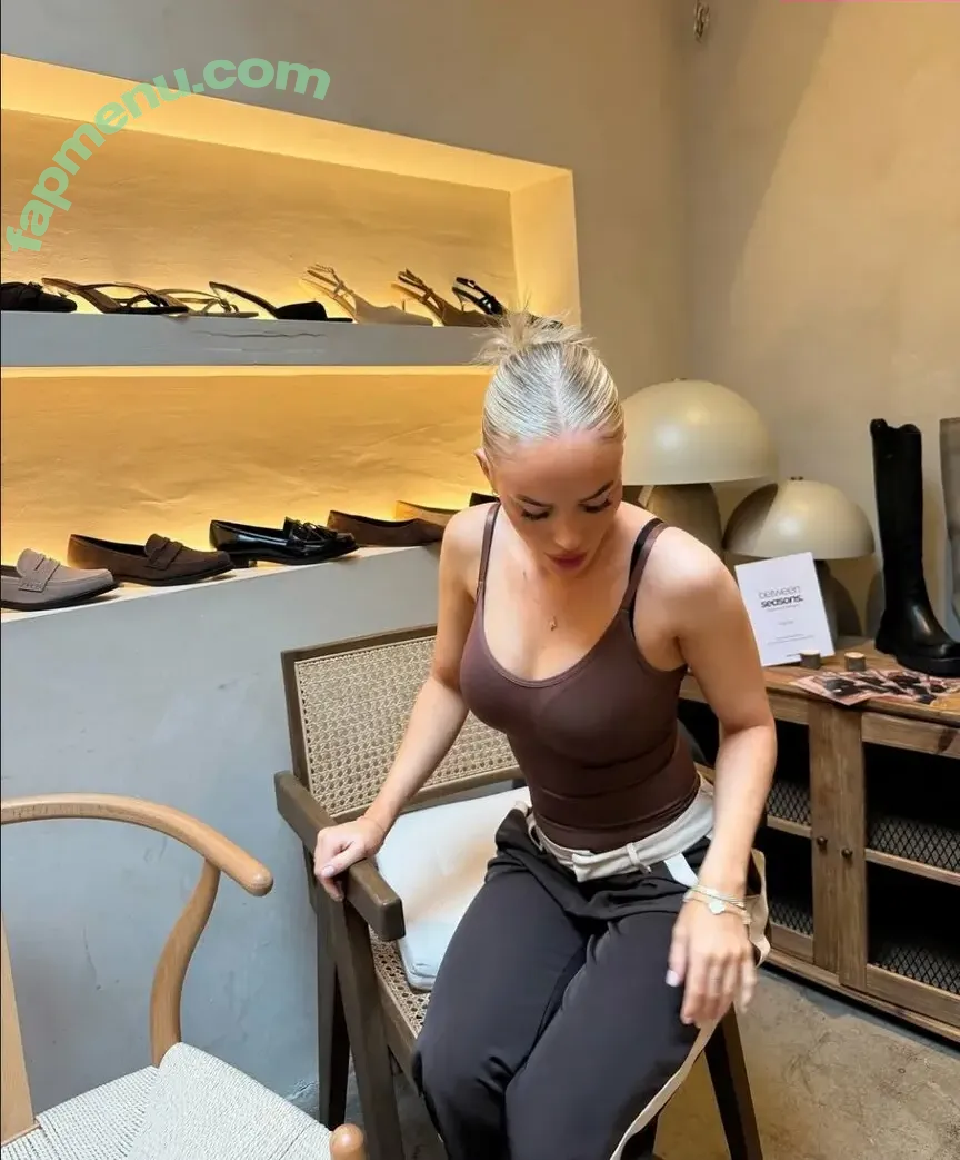 Cassie Rose nude photo #0008 (Cassierose21 / cassie_rxx / cassievr)