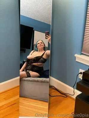 Cassie0pia / tcassie0pia / therealcassie0pia nude photo #1407