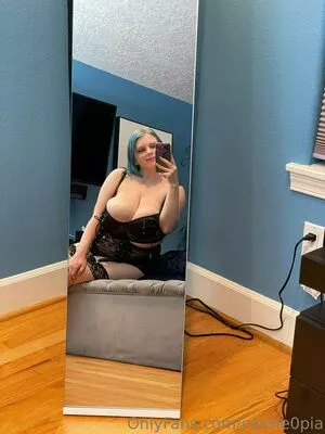 Cassie0pia / tcassie0pia / therealcassie0pia nude photo #1408