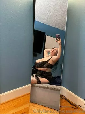 Cassie0pia / tcassie0pia / therealcassie0pia nude photo #1409