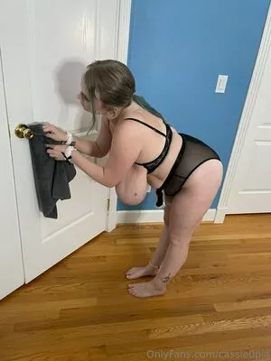 Cassie0pia / tcassie0pia / therealcassie0pia nude photo #1547