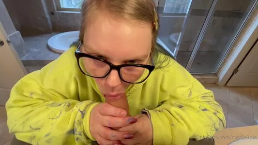 Cassie0pia / tcassie0pia / therealcassie0pia nude photo #1937