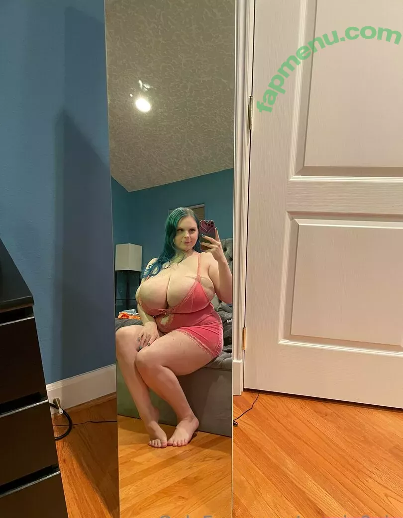 Cassie0pia nude photo #1245 (tcassie0pia / therealcassie0pia)