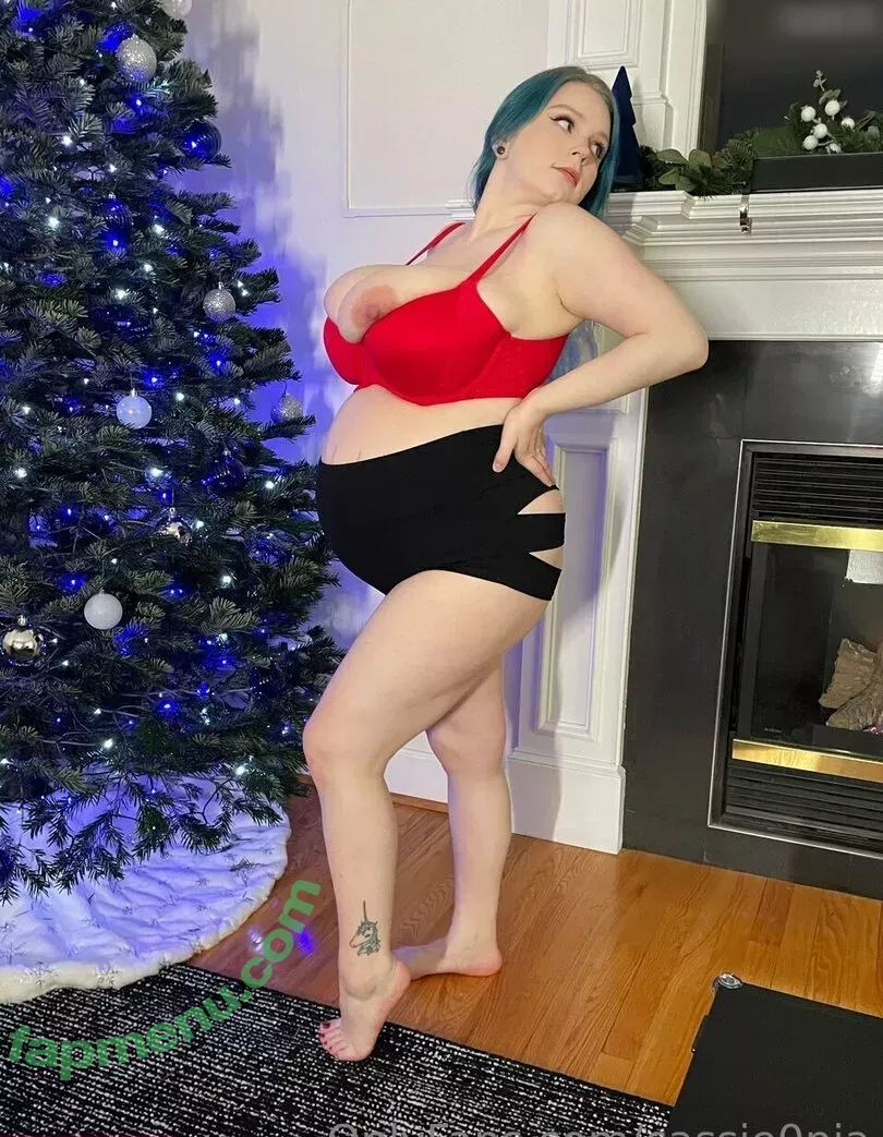 Cassie0pia nude photo #2101 (tcassie0pia / therealcassie0pia)