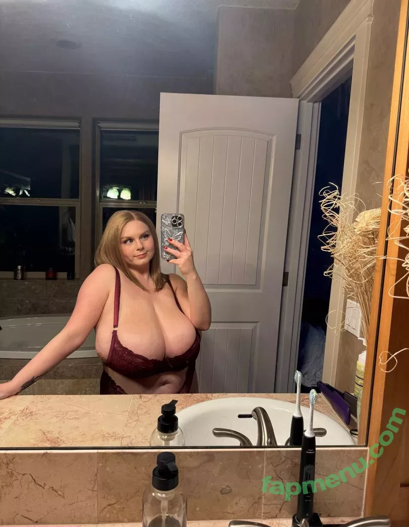 Cassie0pia nude photo #2705 (tcassie0pia / therealcassie0pia)