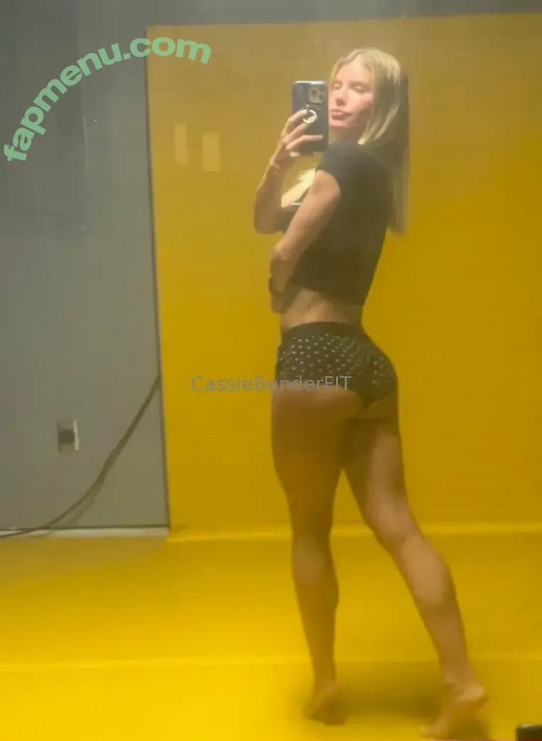 cassiebenderfitteaser nude photo #0047 (cassiebenderfit)