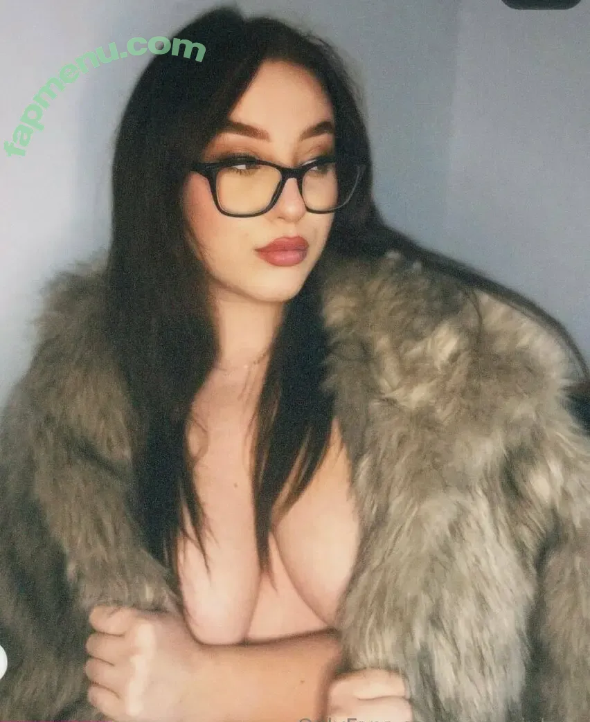 cassiejules99 nude photo #0045 (cassiejules99)