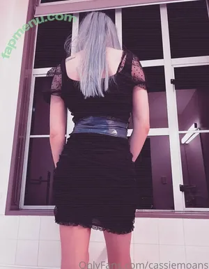 cassiemoans nude photo #0033