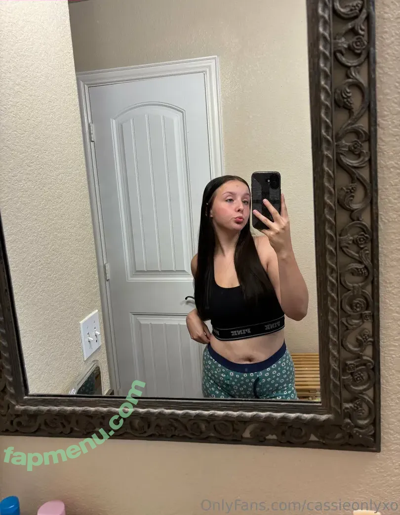 cassieonlyxo nude photo #0129 (cassieonlyxo)