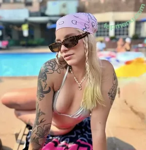 Cassx777 / Imnewherex nude photo #0033