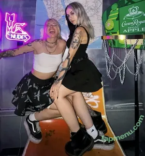 Cassx777 / Imnewherex nude photo #0042