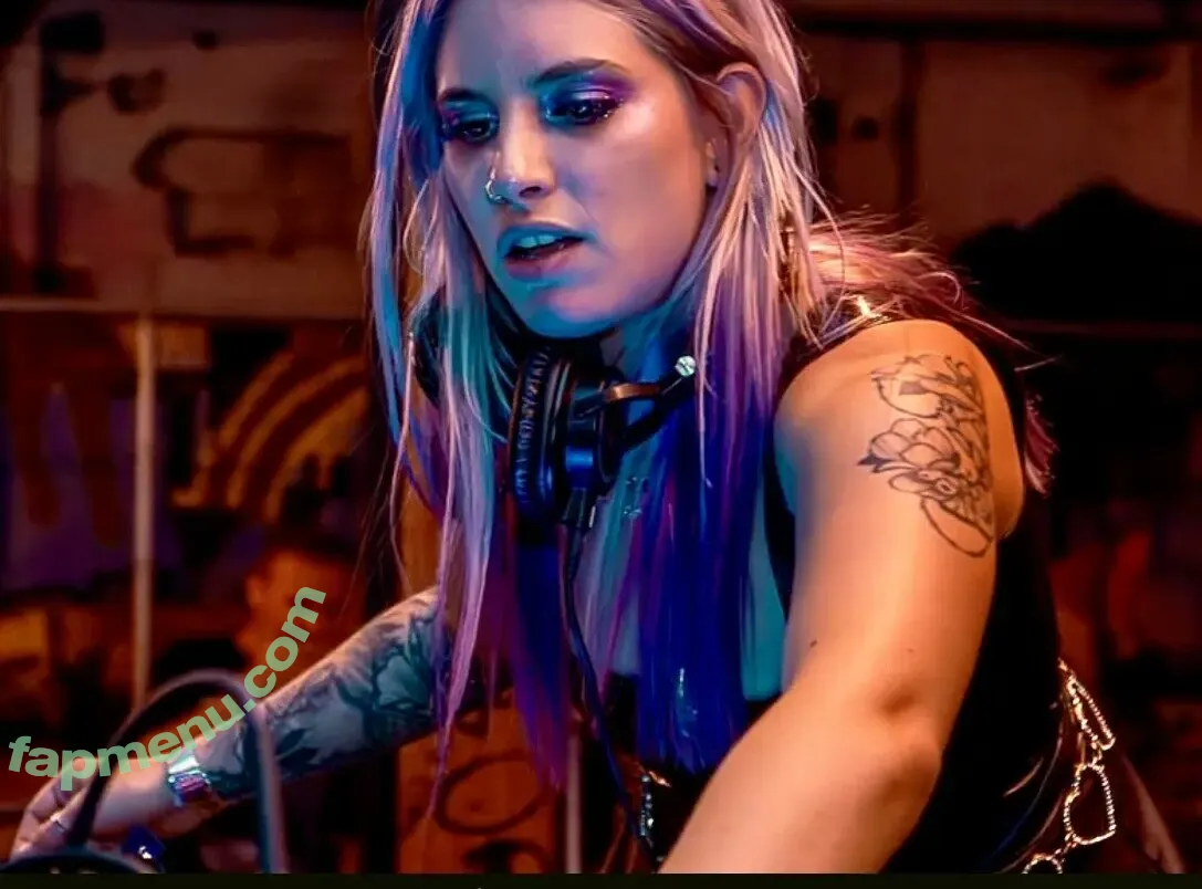 Cassx777 nude photo #0064 (Imnewherex)