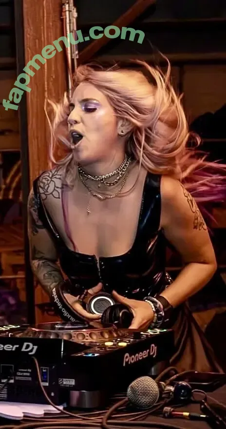 Cassx777 nude photo #0065 (Imnewherex)