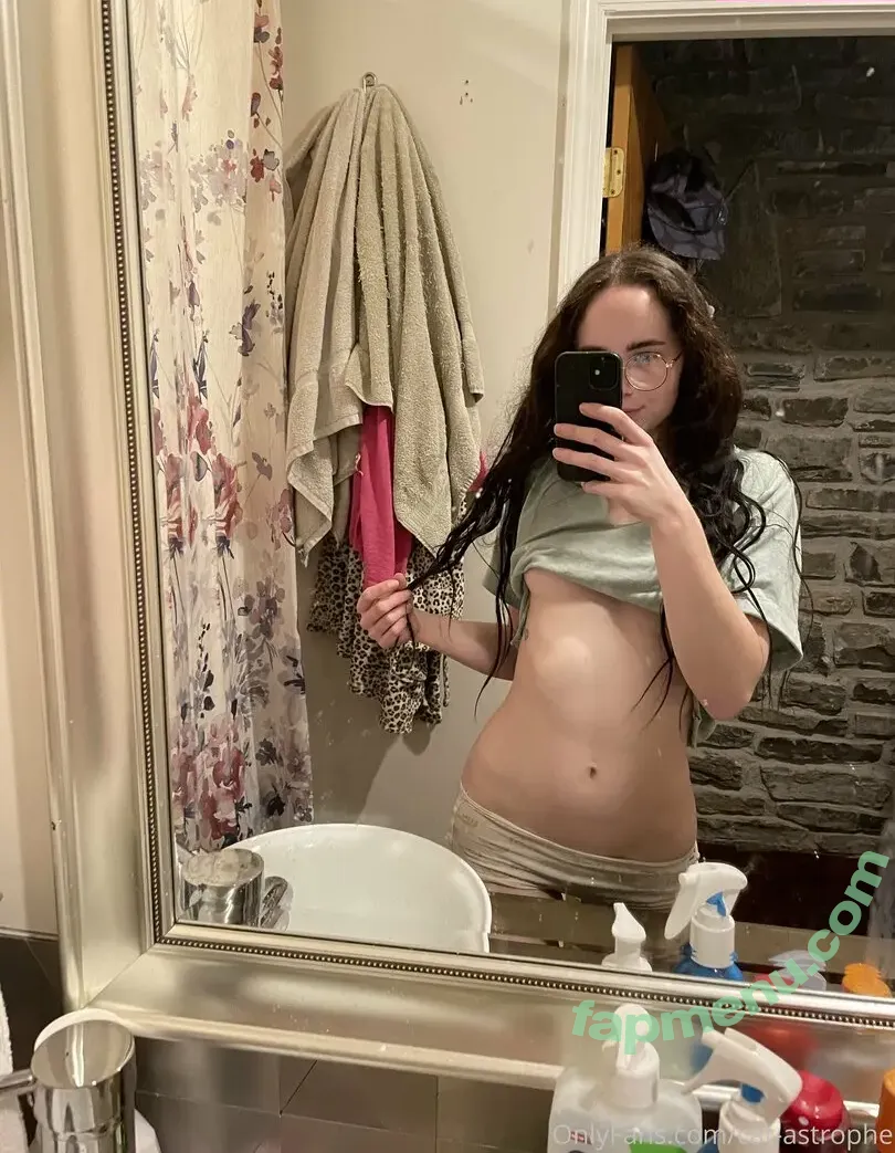 cat-astrophe nude photo #0022 (cat.astrophe__)