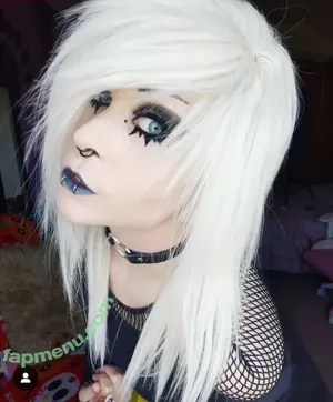 Catastrophiclarawr / catastropiclarawr nude photo #0046