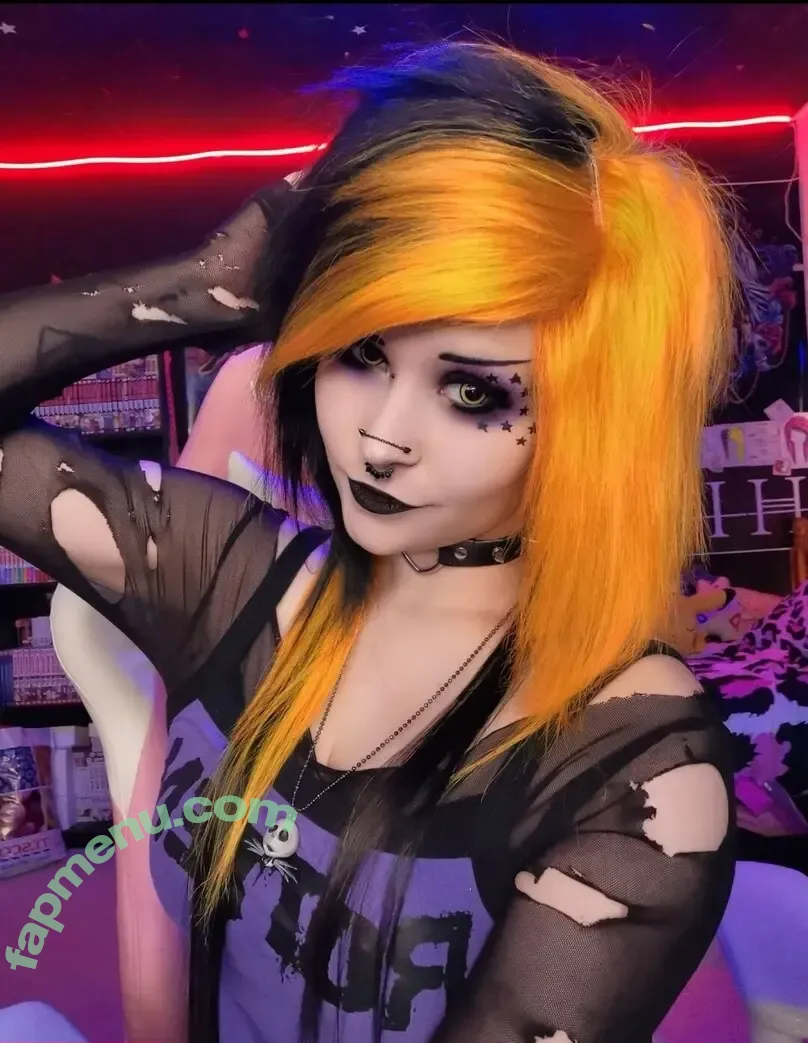 Catastrophiclarawr nude photo #0016 (catastropiclarawr)