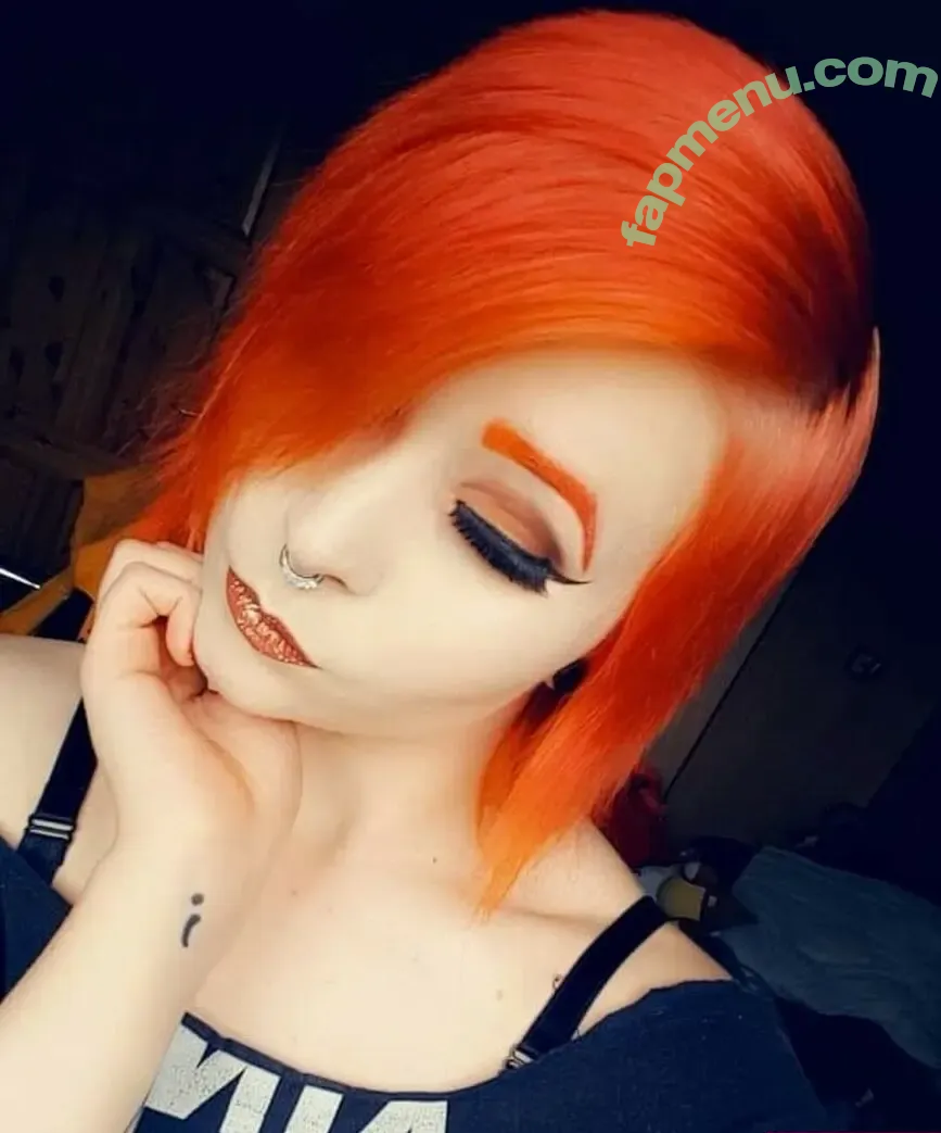 Catastrophiclarawr nude photo #0032 (catastropiclarawr)