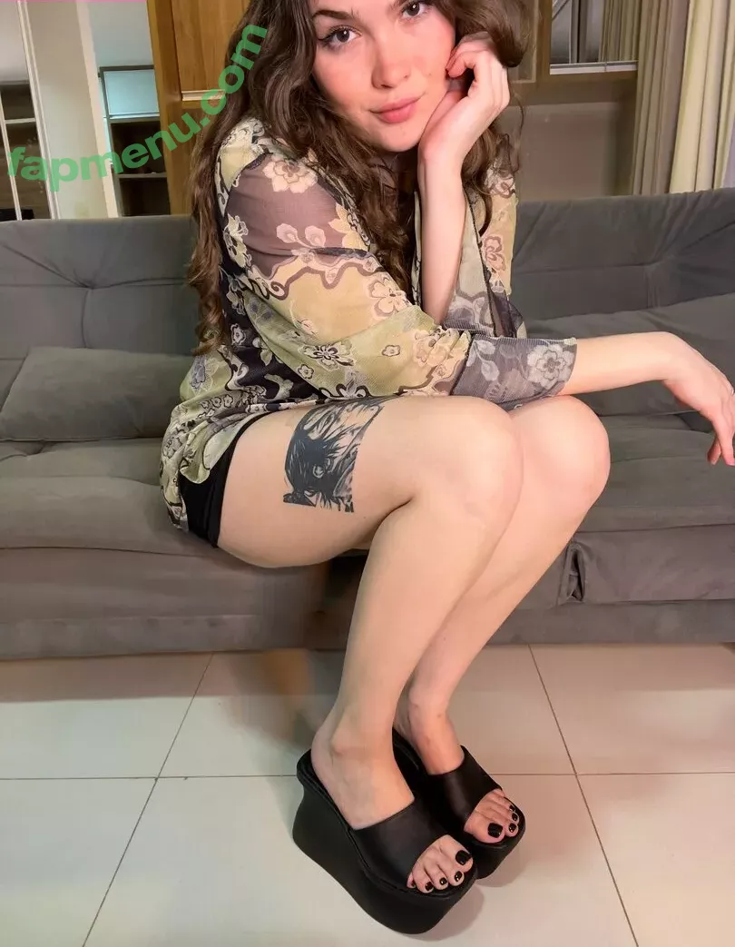 catbunnygomez nude photo #0031 (soleciety2k21 / thecatbnny)