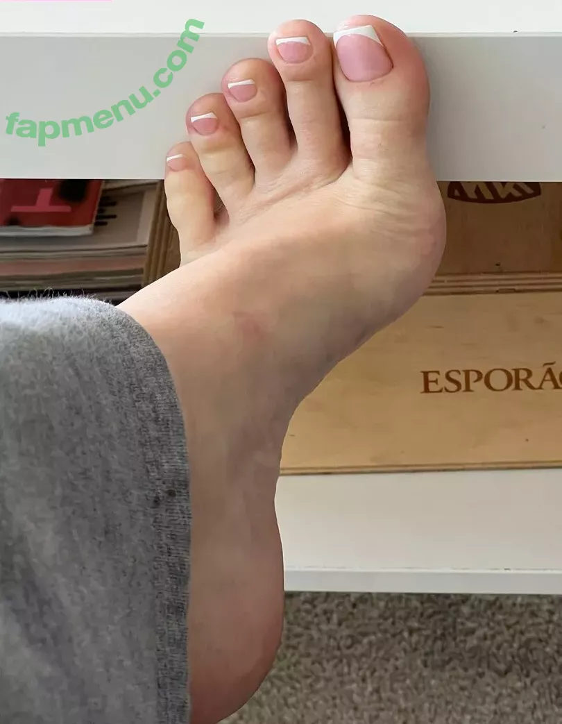 catbunnygomez nude photo #0190 (soleciety2k21 / thecatbnny)