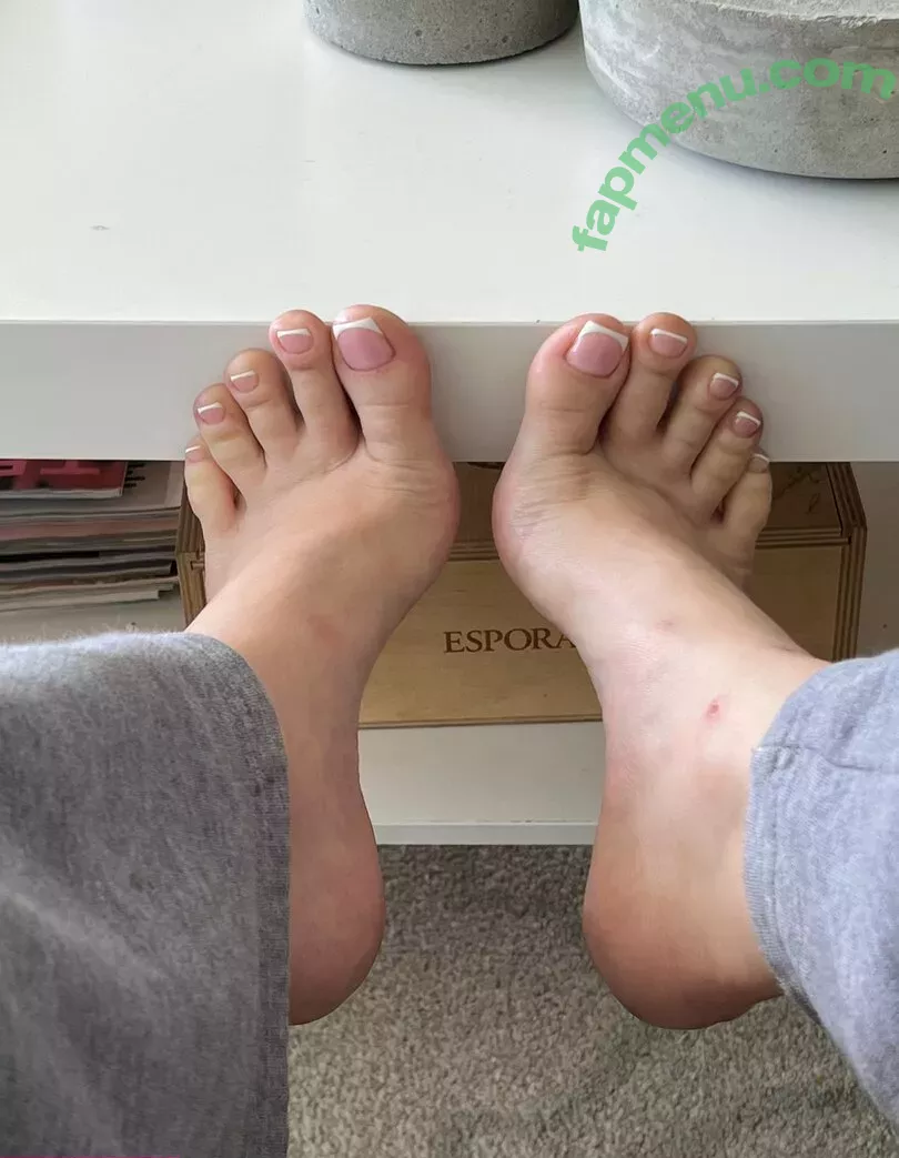 catbunnygomez nude photo #0191 (soleciety2k21 / thecatbnny)