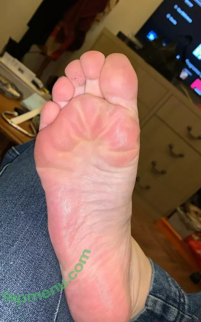 catbunnygomez nude photo #0349 (soleciety2k21 / thecatbnny)