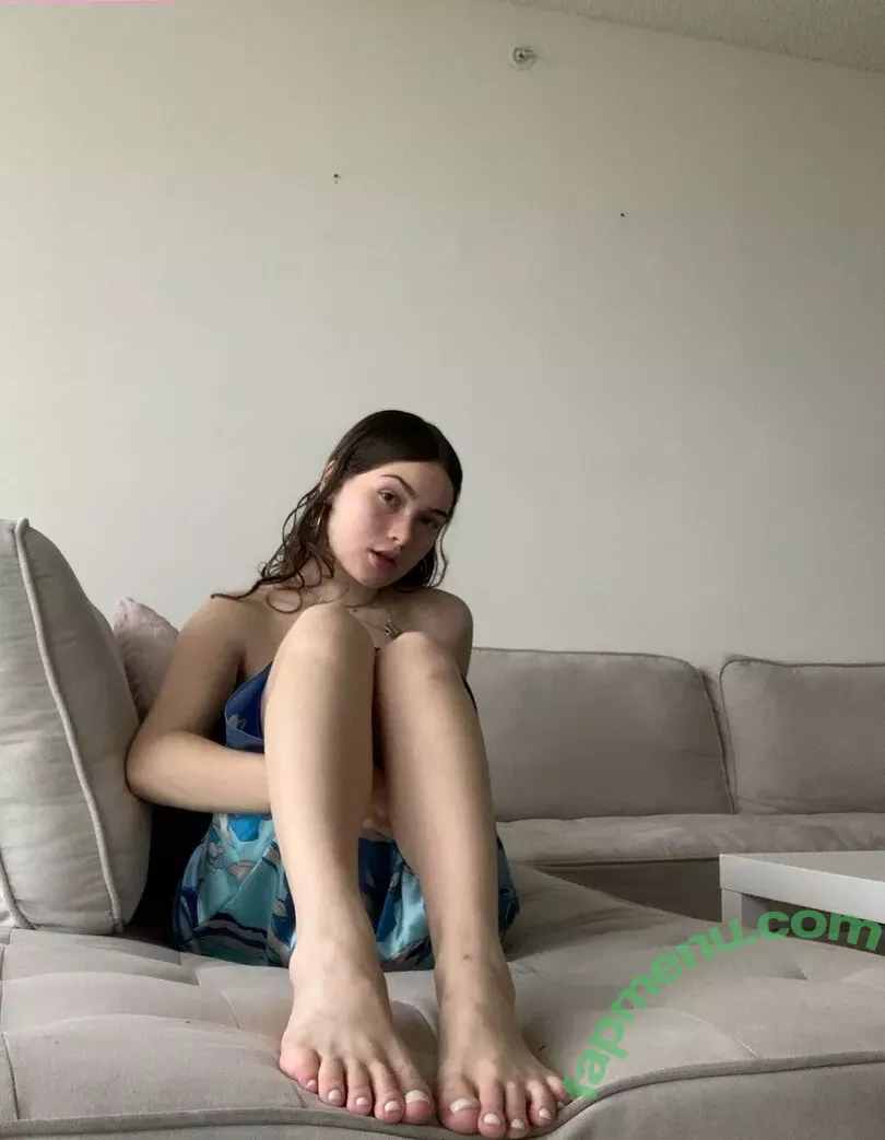 catbunnygomez nude photo #0539 (soleciety2k21 / thecatbnny)