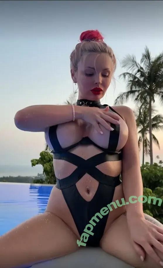 Catch_My_Vibe nude photo #1790 (catch_my_vibe.cosplay)