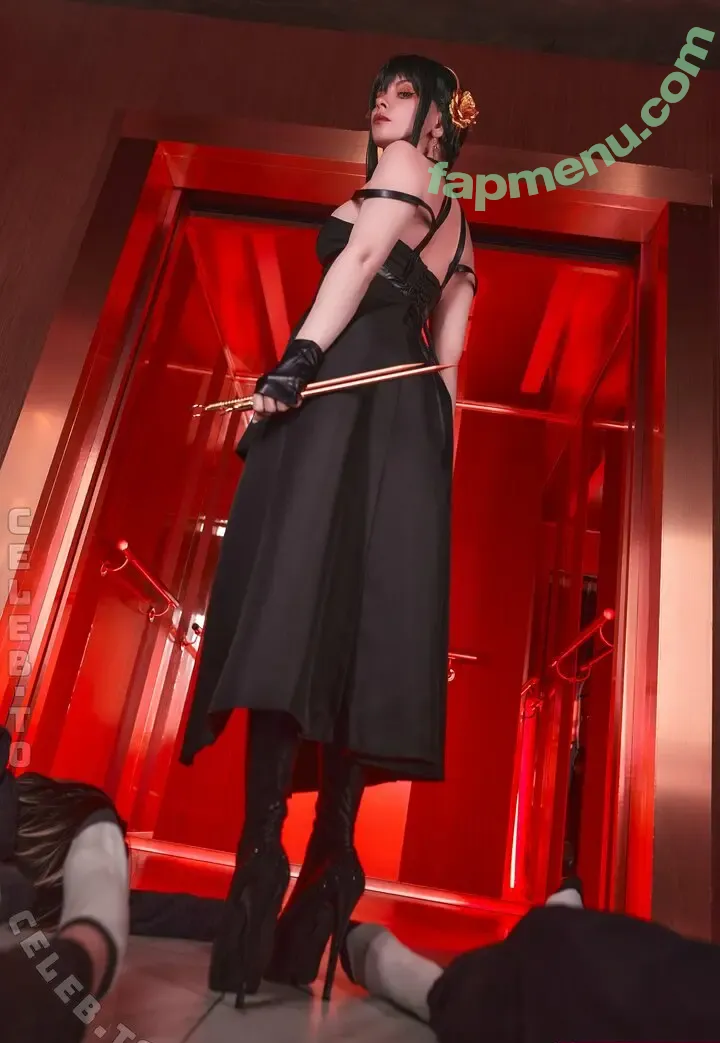 CaterpillarCos nude photo #0291 (caterpillar / caterpillar_cos / caterpillarcos_)