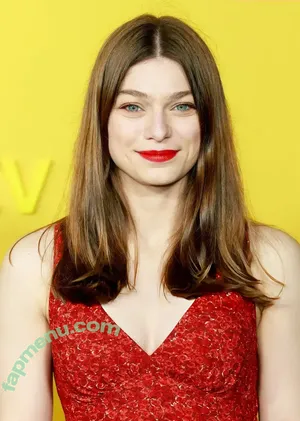 Catharine Daddario / catdaddario nude photo #0043