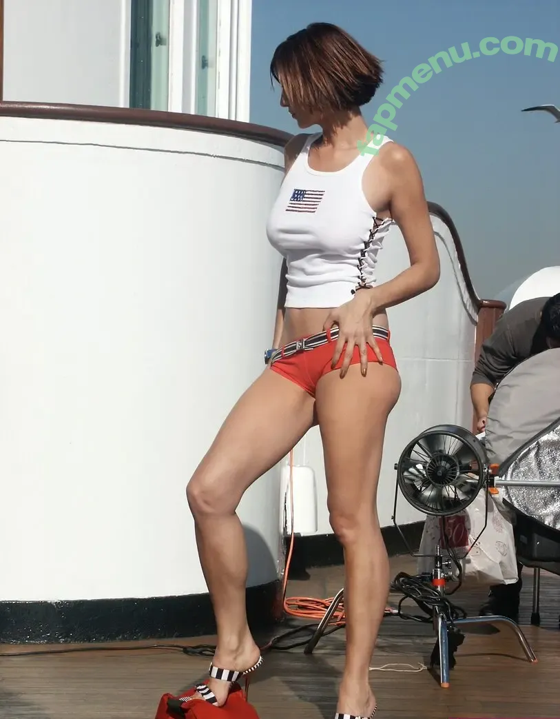 Catherine Bell nude photo #0271 (Sarah MacKenzie / catherine.bell / therealcatherinebell)