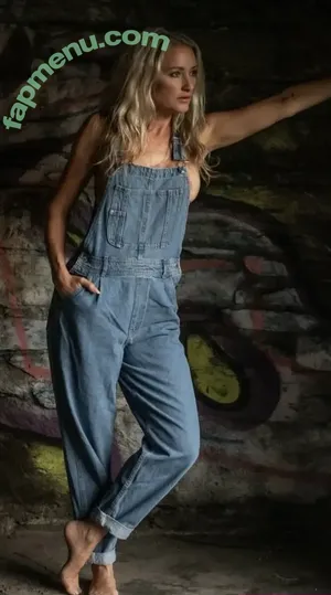 Catherine Lennard / its_van_life / itsvanlife nude photo #0019