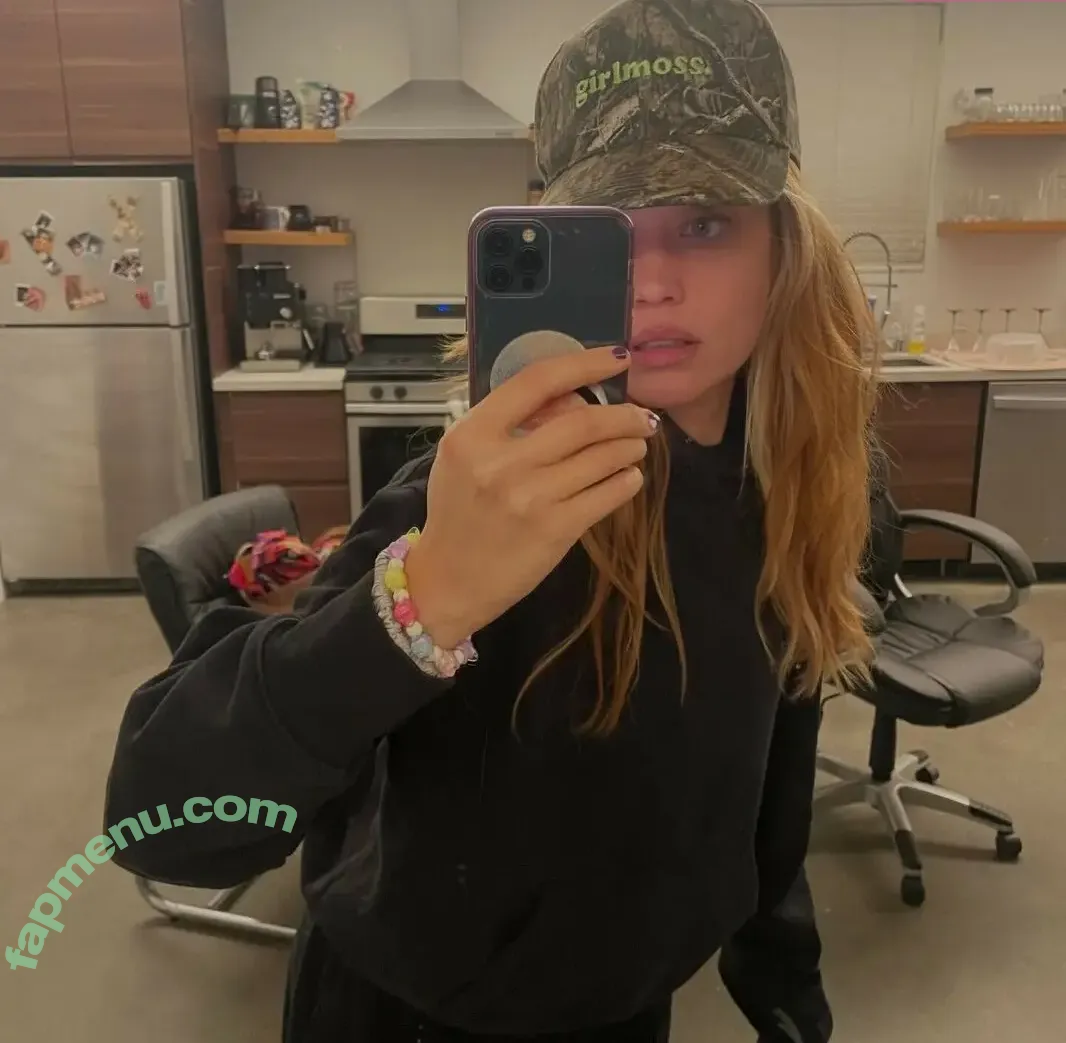 Catherine McCafferty nude photo #0048 (PrettyGay / catherine_mccaff)