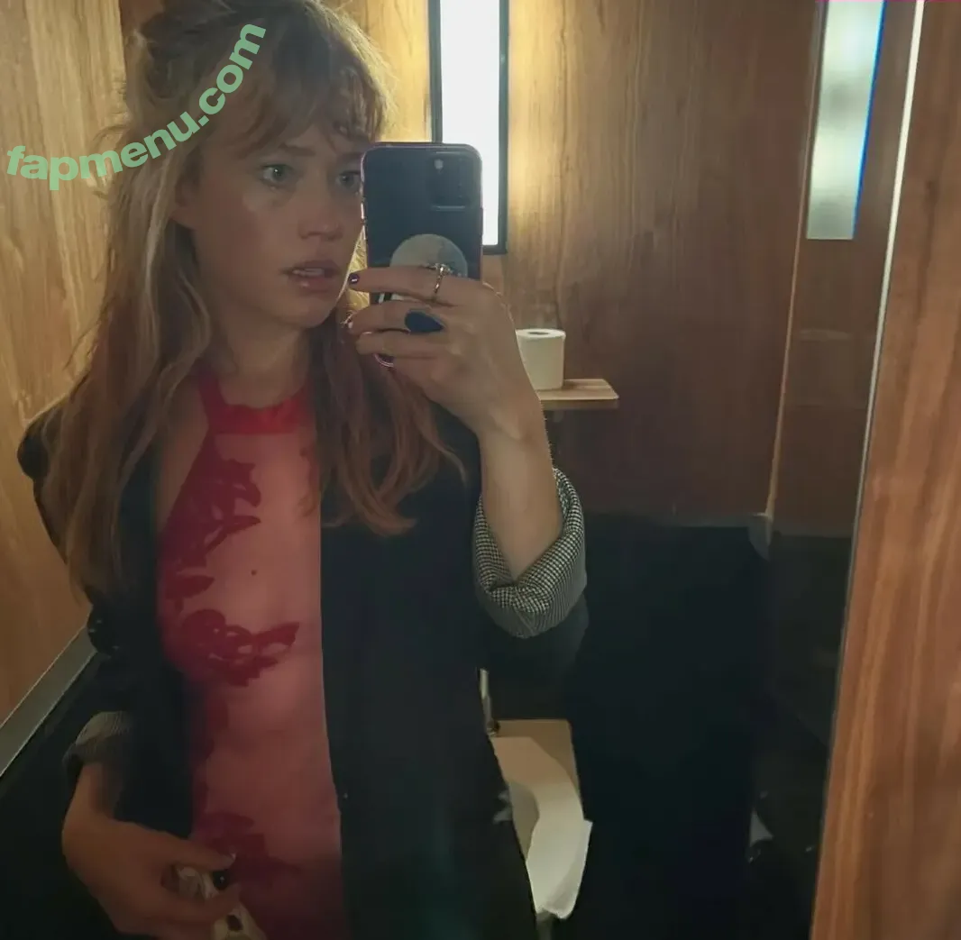 Catherine McCafferty nude photo #0051 (PrettyGay / catherine_mccaff)