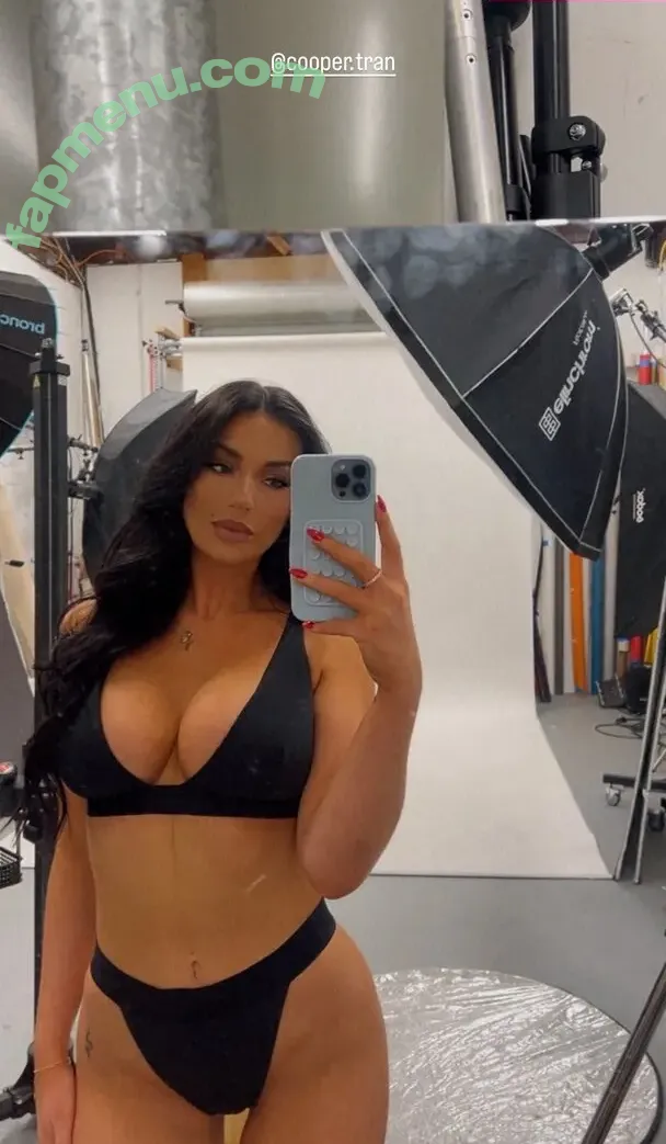 Catherine Taylor nude photo #0011 ( / Catherinetaylorxo / Cattaylorxo)