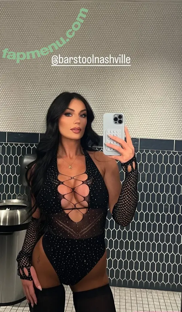 Catherine Taylor nude photo #0035 ( / Catherinetaylorxo / Cattaylorxo)