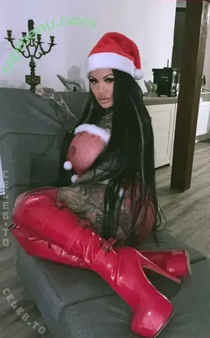 Catherine Teufelsweib / Teufelsweib069 / catherine_teufelsweib_official / lady-tyra nude photo #0321