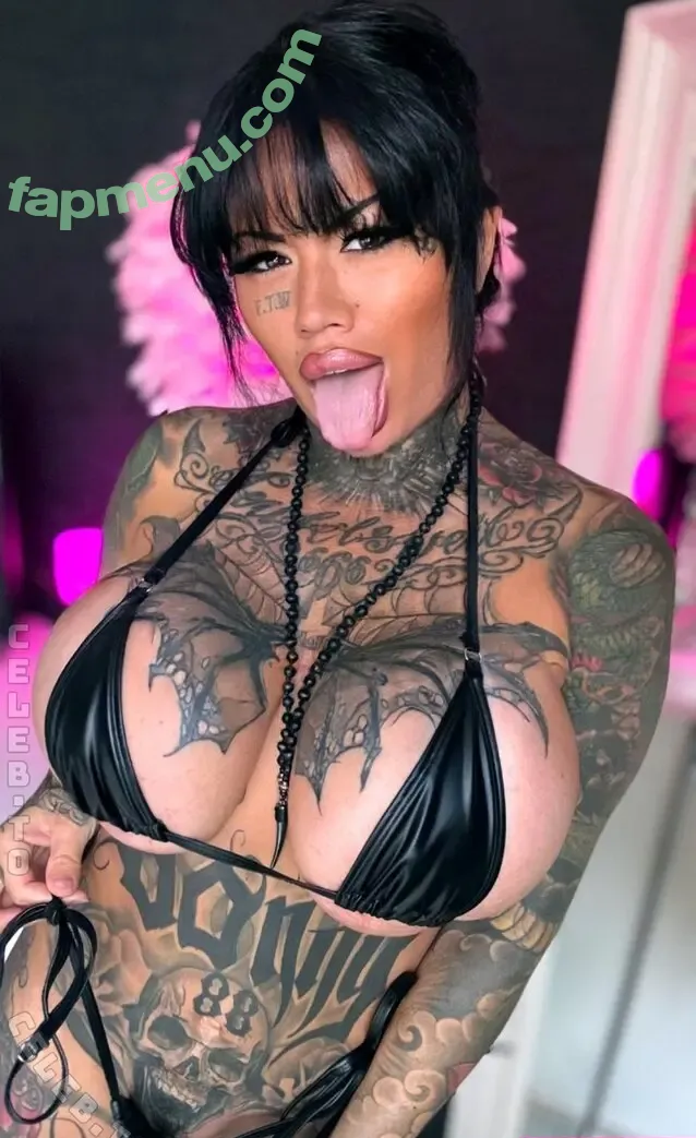 Catherine Teufelsweib nude photo #0309 (Teufelsweib069 / catherine_teufelsweib_official / lady-tyra)