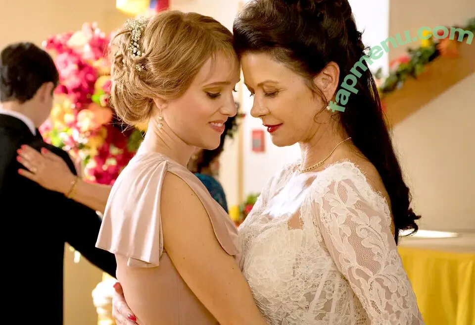 catherinezetajones nude photo #0032 (catherinezetajones)