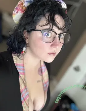  nude photo #0002