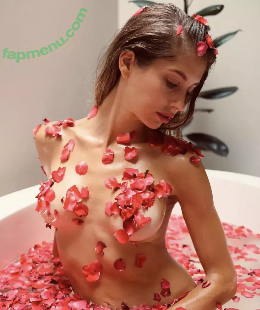 Cathy Hummels nude photo #0020 (cathy_hummels / cathyhummels)