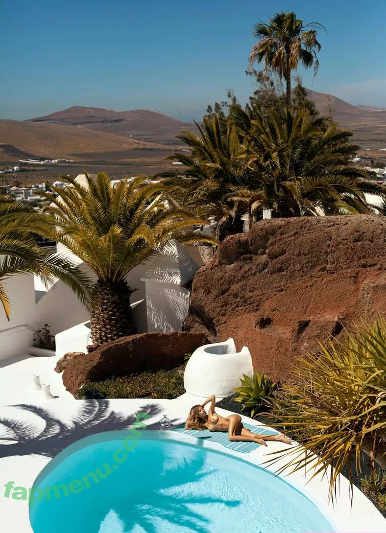 Cathy Hummels nude photo #0063 (cathy_hummels / cathyhummels)