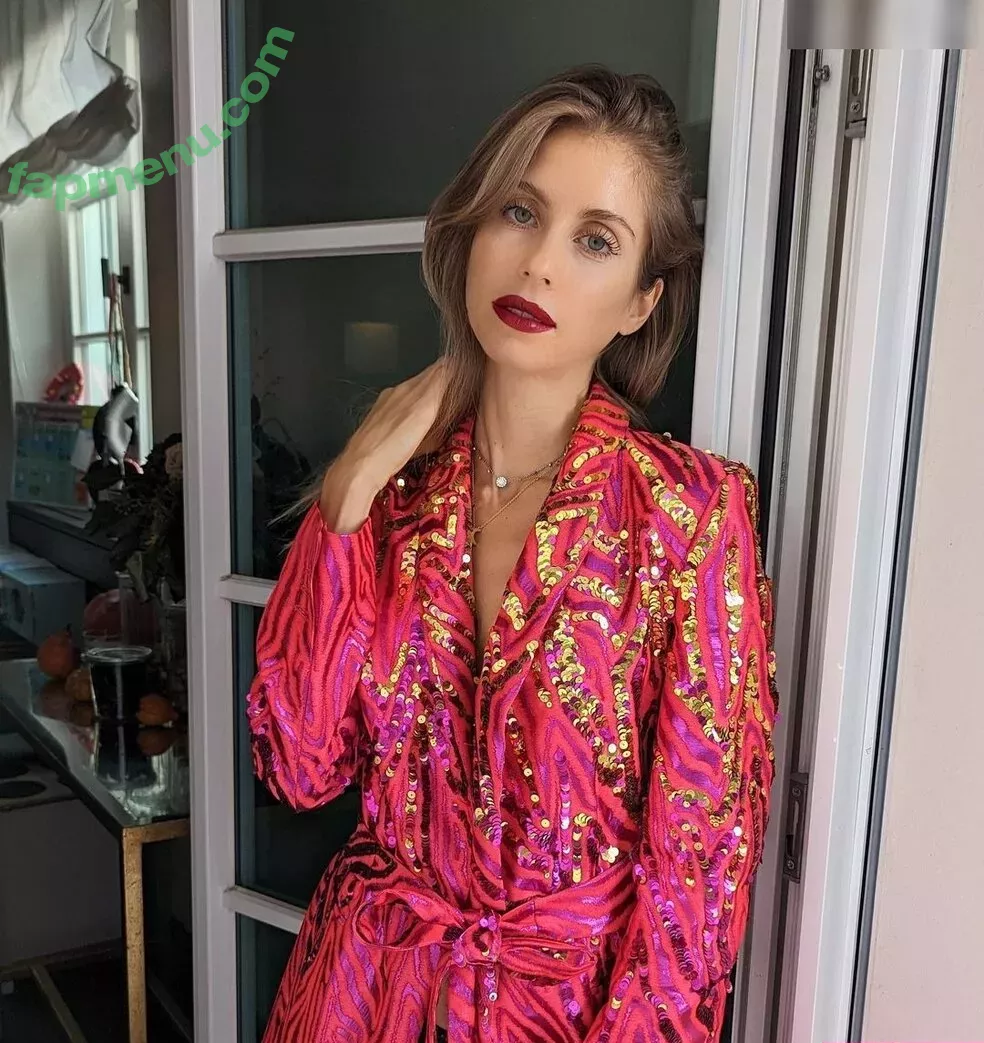 Cathy Hummels nude photo #0158 (cathy_hummels / cathyhummels)