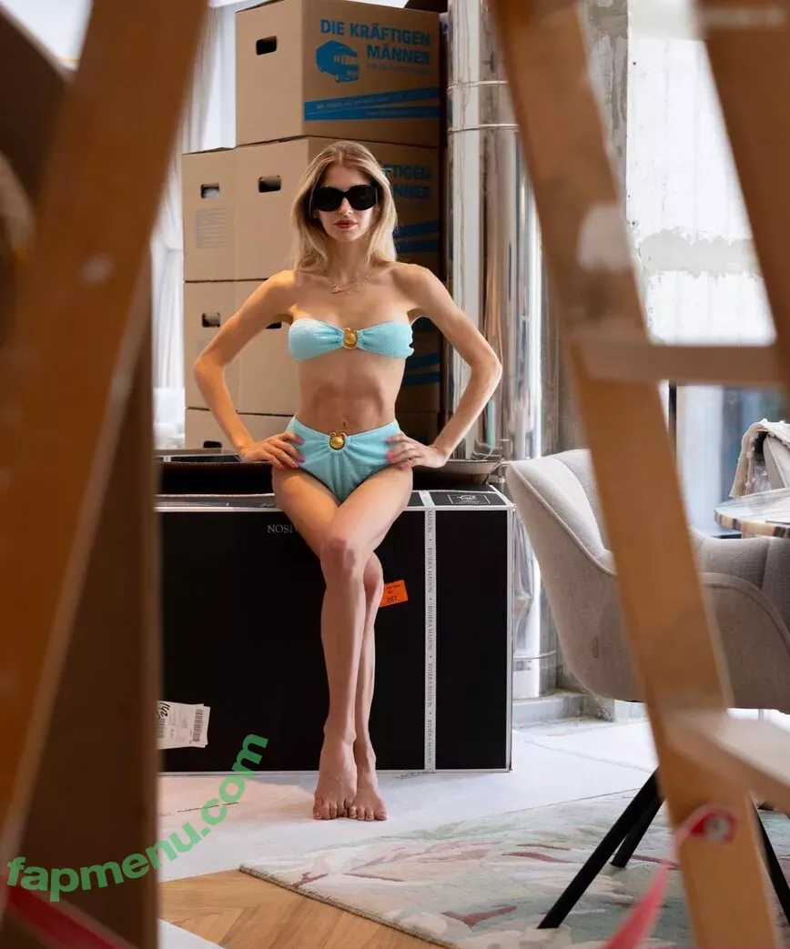 Cathy Hummels nude photo #0184 (cathy_hummels / cathyhummels)